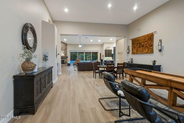 6437 E WINCHCOMB Drive, Scottsdale, AZ 85254