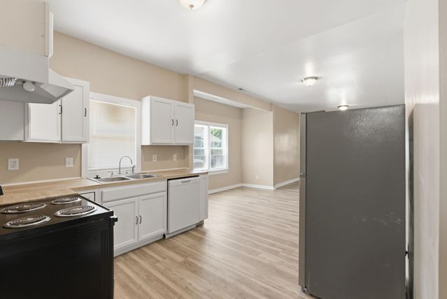 1530 S WACO AVE, Wichita, KS 67213