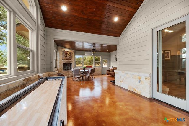 824 Shelly Drive, Canyon Lake, TX 78133