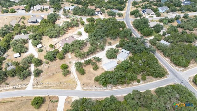 824 Shelly Drive, Canyon Lake, TX 78133