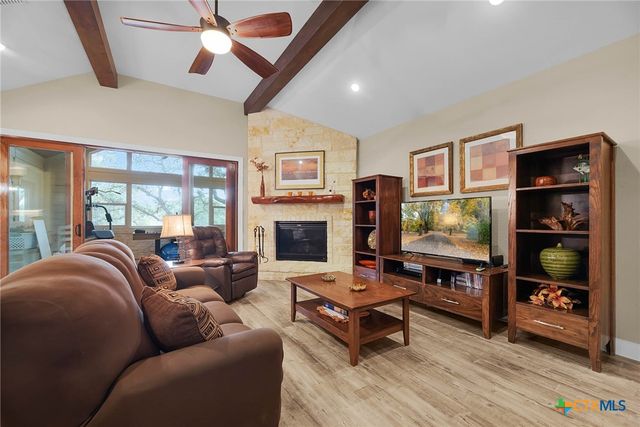 824 Shelly Drive, Canyon Lake, TX 78133