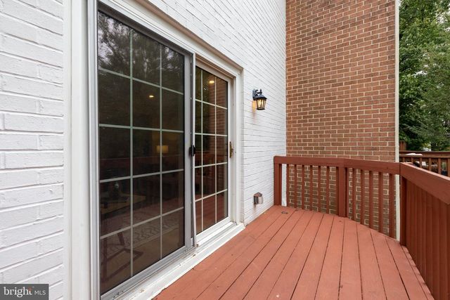 26 INVERIN CIR, Lutherville Timonium, MD 21093