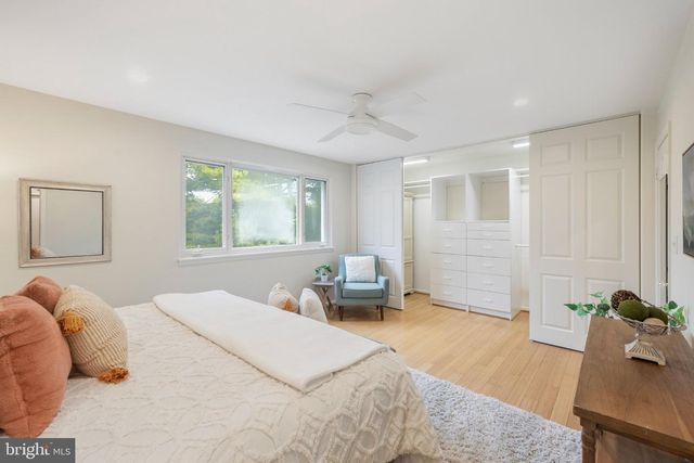 26 INVERIN CIR, Lutherville Timonium, MD 21093