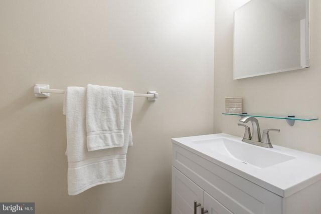 26 INVERIN CIR, Lutherville Timonium, MD 21093