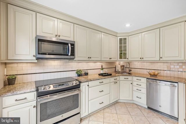 26 INVERIN CIR, Lutherville Timonium, MD 21093