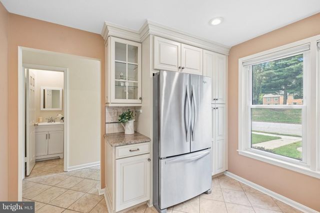 26 INVERIN CIR, Lutherville Timonium, MD 21093