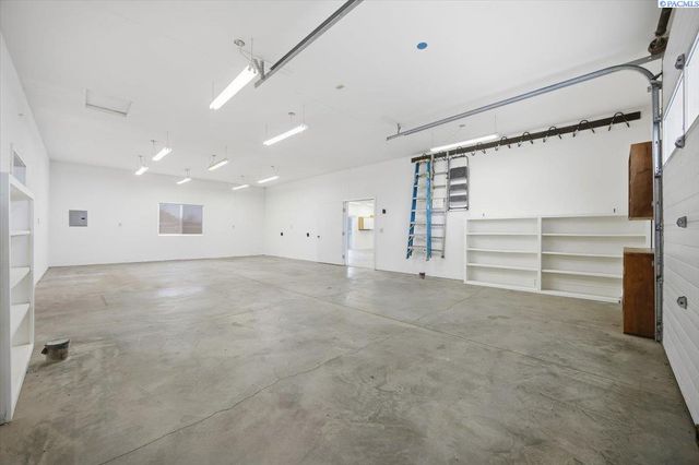 4209 S Cascade, Kennewick, WA 99337