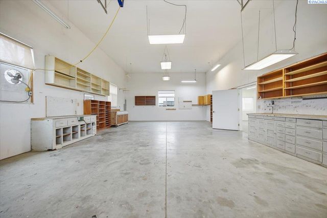 4209 S Cascade, Kennewick, WA 99337