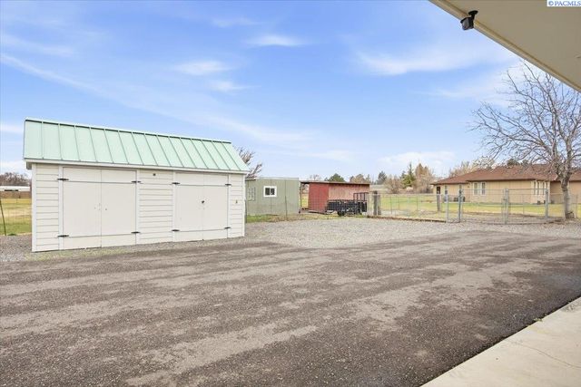 4209 S Cascade, Kennewick, WA 99337