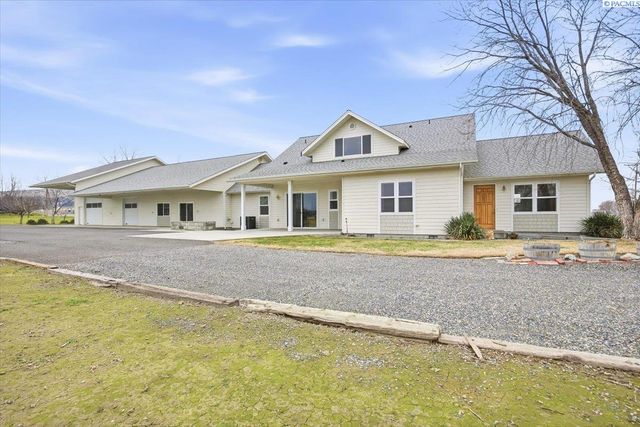 4209 S Cascade, Kennewick, WA 99337