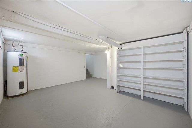 4209 S Cascade, Kennewick, WA 99337