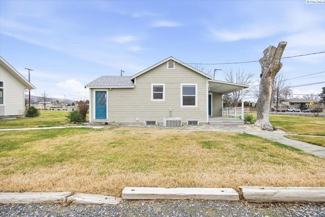 4209 S Cascade, Kennewick, WA 99337