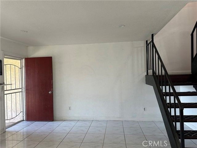 3927 W McFADDEN AVE B, Santa Ana, CA 92704