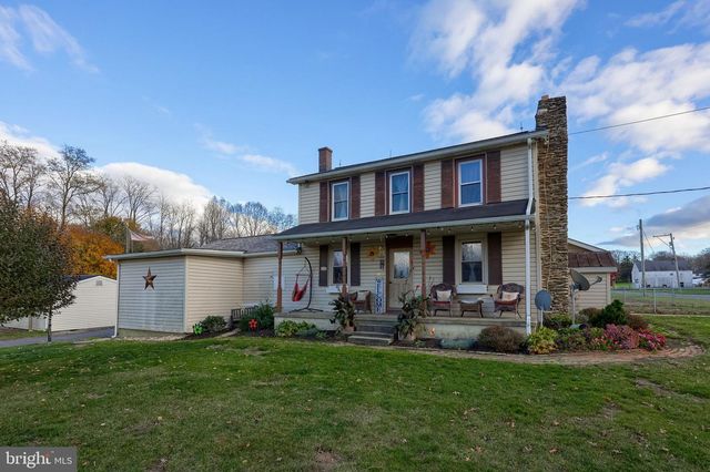 323 FAIRVIEW RD, New Providence, PA 17560