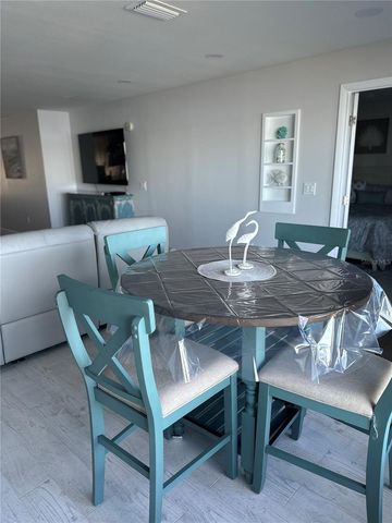 19029 US HIGHWAY 19 N 28B, Clearwater, FL 33764