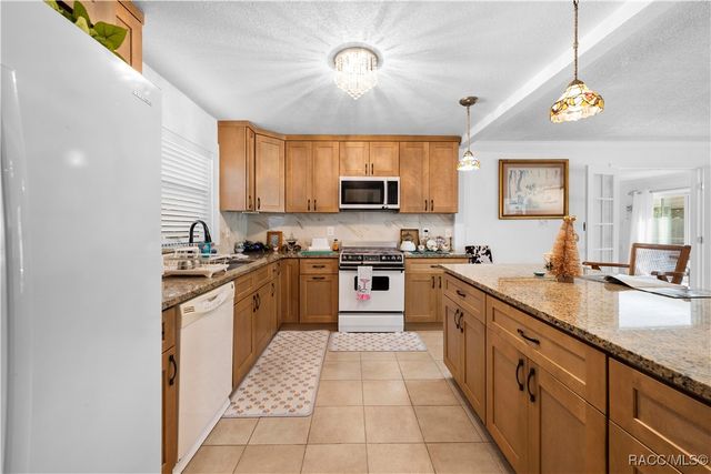 5122 Bay Boulevard, Port Richey, FL 34668