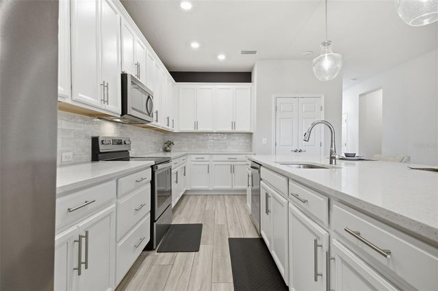 8518 ARROW CREEK DRIVE, Parrish, FL 34219