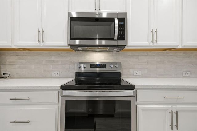 8518 ARROW CREEK DRIVE, Parrish, FL 34219