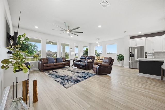 8518 ARROW CREEK DRIVE, Parrish, FL 34219