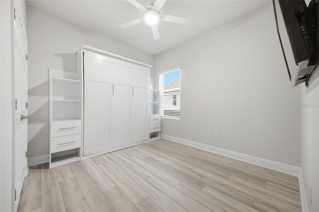 Image 20 of property listing at 8518 ARROW CREEK DRIVE, Parrish, FL 34219