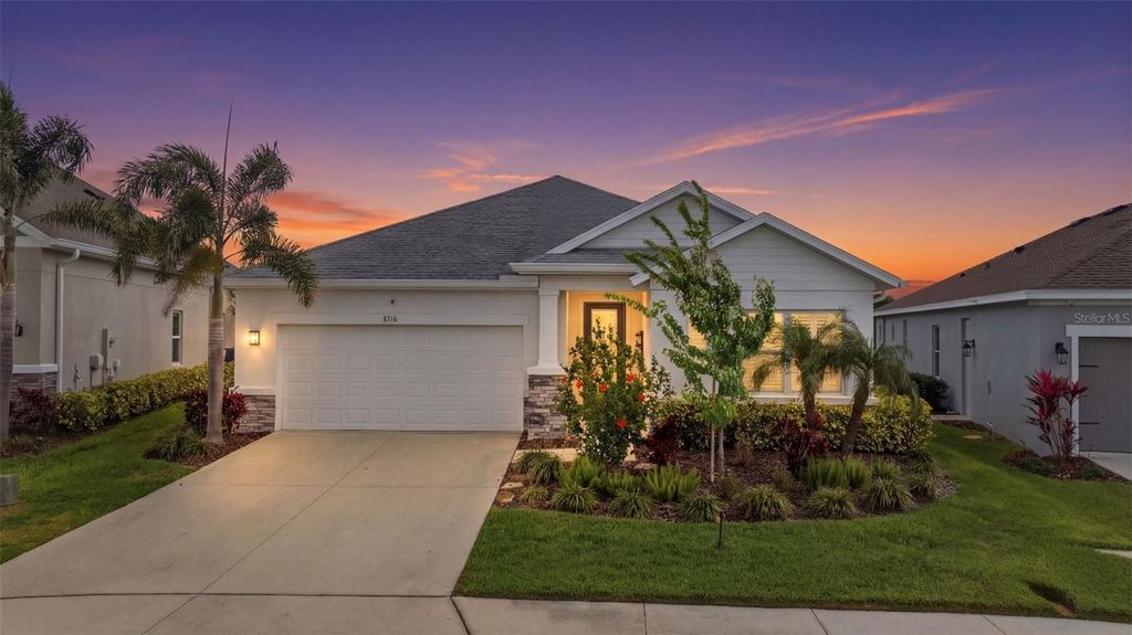 Image 53 of property listing at 8518 ARROW CREEK DRIVE, Parrish, FL 34219