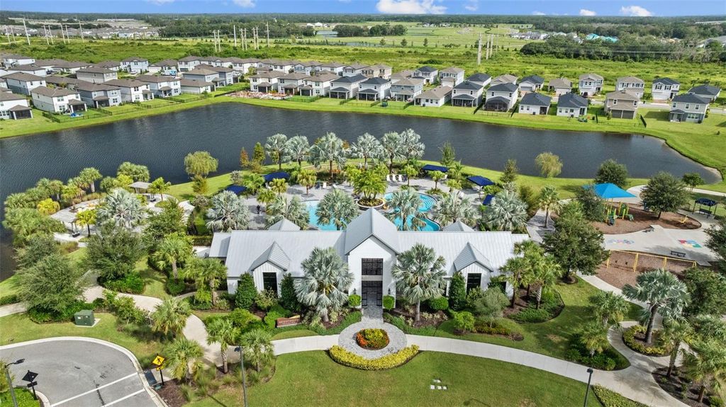 Image 67 of property listing at 8518 ARROW CREEK DRIVE, Parrish, FL 34219