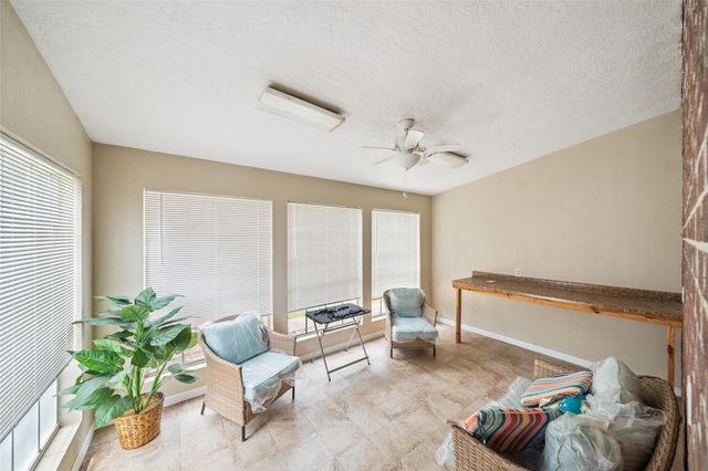 2222 Fm 945 Road S, Cleveland, TX 77328