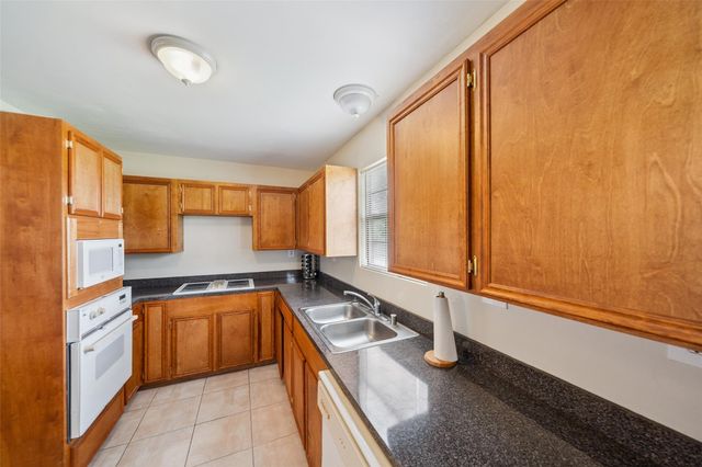2222 Fm 945 Road S, Cleveland, TX 77328