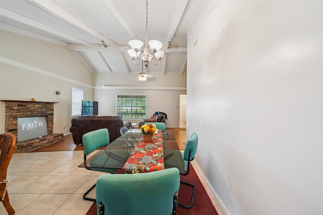 2222 Fm 945 Road S, Cleveland, TX 77328