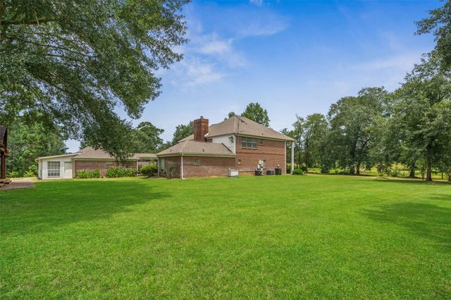 2222 Fm 945 Road S, Cleveland, TX 77328