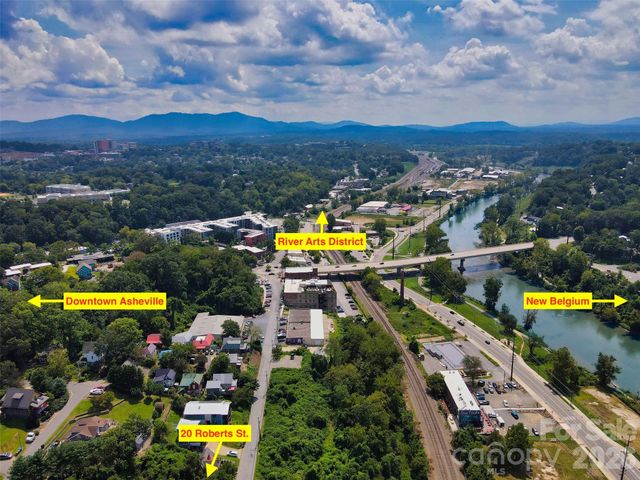 20 Roberts Street, Asheville, NC 28801