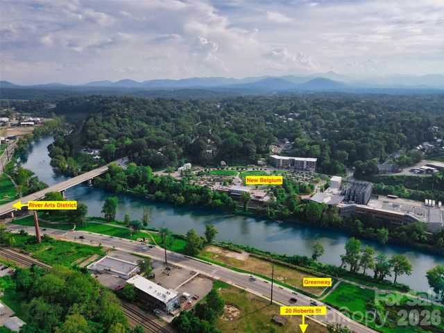 20 Roberts Street, Asheville, NC 28801