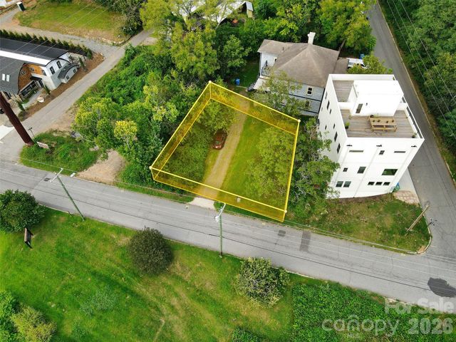 20 Roberts Street, Asheville, NC 28801