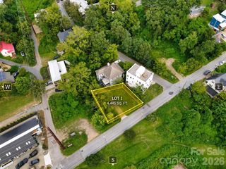 20 Roberts Street, Asheville, NC 28801
