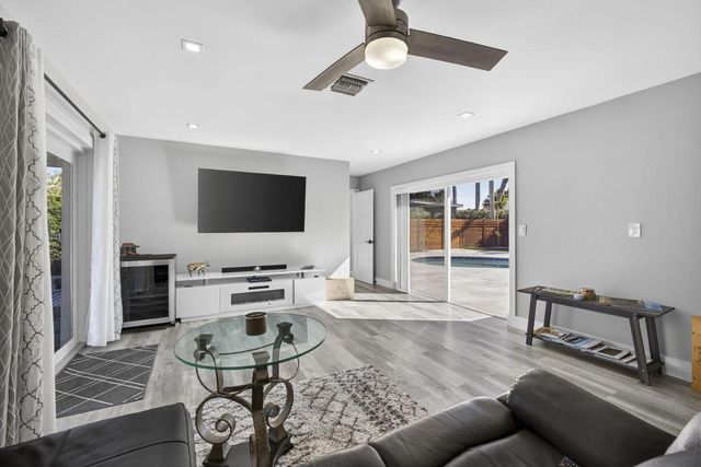 2388 S Wallen Drive, Palm Beach Gardens, FL 33410