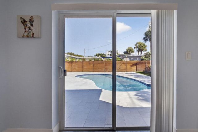 2388 S Wallen Drive, Palm Beach Gardens, FL 33410