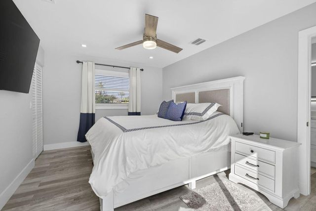 2388 S Wallen Drive, Palm Beach Gardens, FL 33410