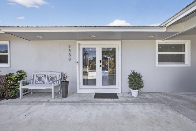 2388 S Wallen Drive, Palm Beach Gardens, FL 33410