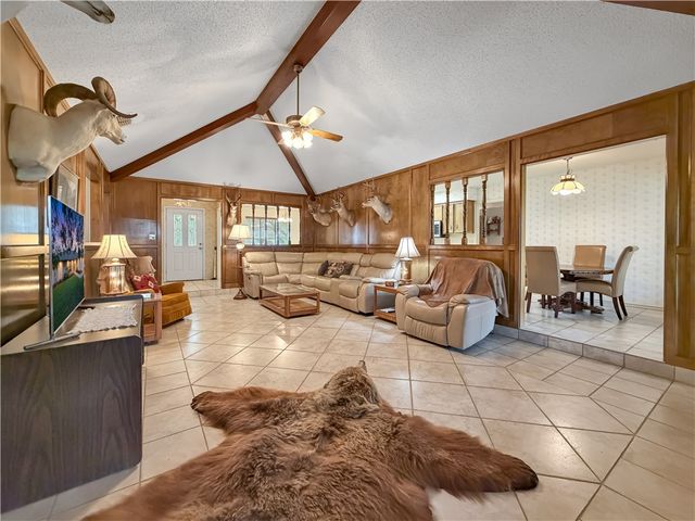 6642 Mountain Wood Dr, Corpus Christi, TX 78413