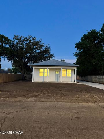 1818 Danford Avenue, Panama City, FL 32405