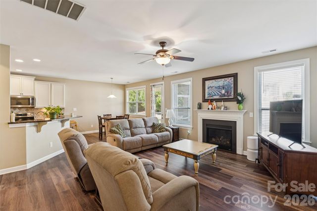 134 Farmers Folly Drive, Mooresville, NC 28117