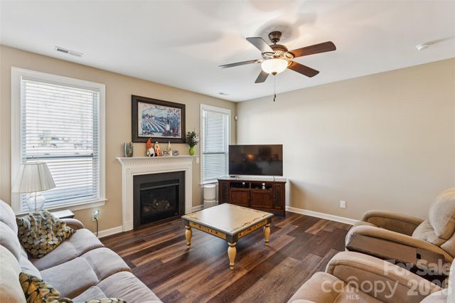 134 Farmers Folly Drive, Mooresville, NC 28117