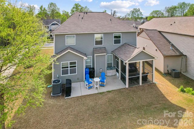 134 Farmers Folly Drive, Mooresville, NC 28117