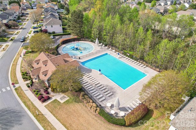 134 Farmers Folly Drive, Mooresville, NC 28117