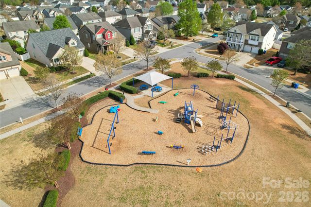 134 Farmers Folly Drive, Mooresville, NC 28117