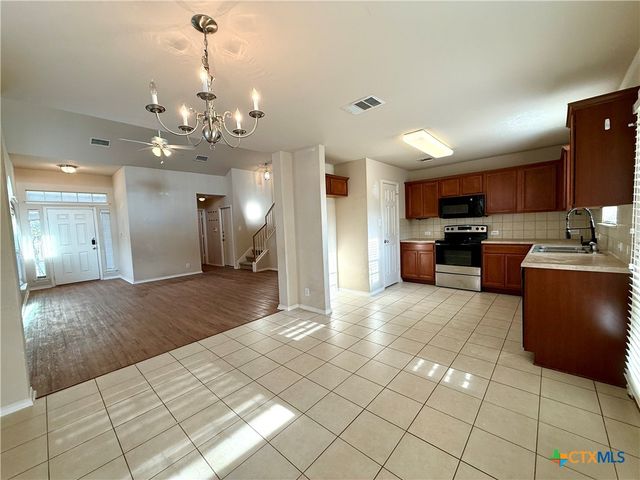 558 Briggs Drive, New Braunfels, TX 78130