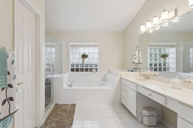 14313 ROXSHIRE DRIVE, Orlando, FL 32837