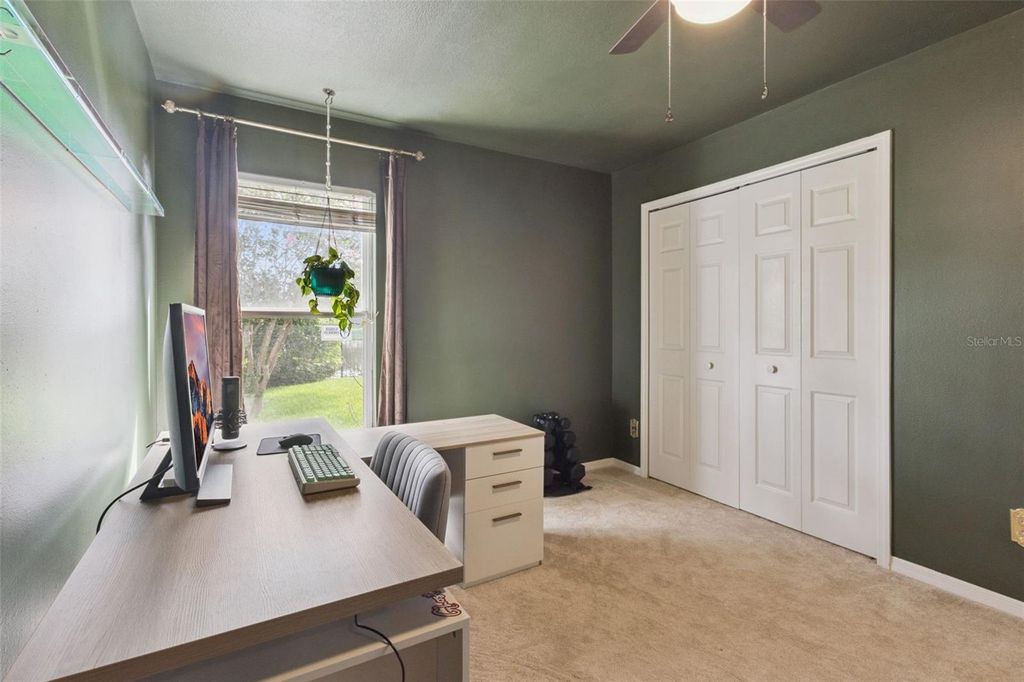 Image 18 of property listing at 14313 ROXSHIRE DRIVE, Orlando, FL 32837