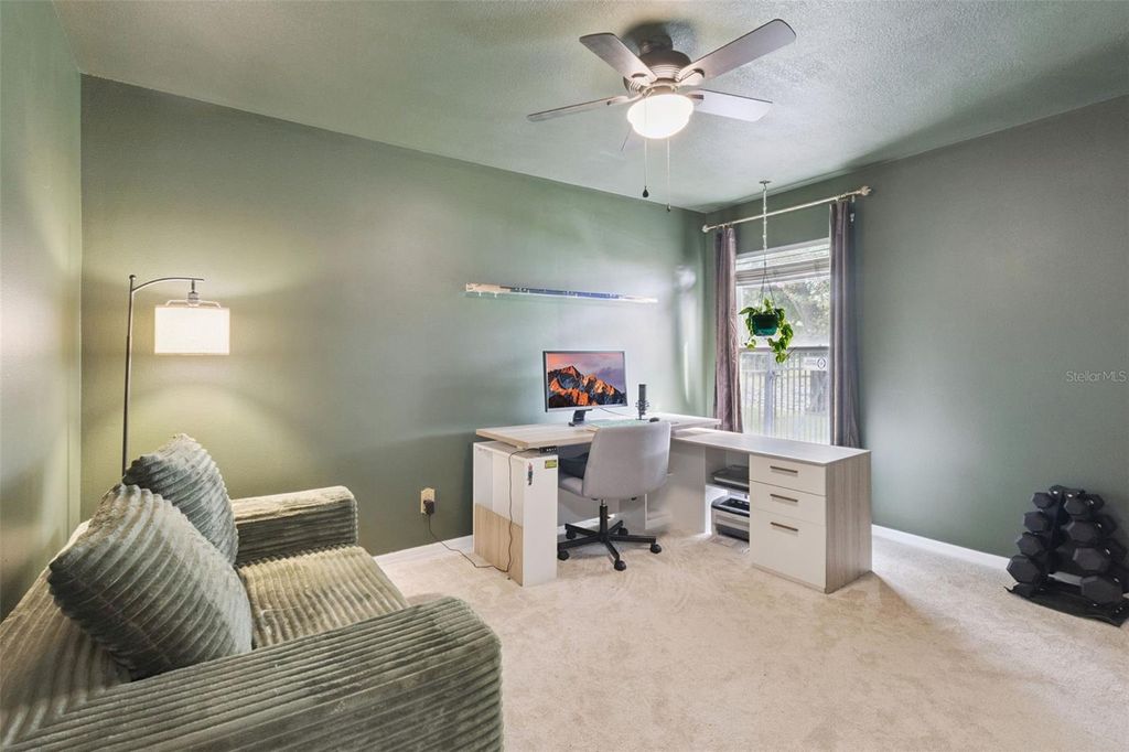 Image 19 of property listing at 14313 ROXSHIRE DRIVE, Orlando, FL 32837