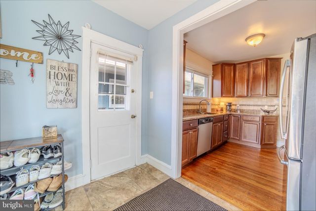 162 S EAGLE RD, Havertown, PA 19083